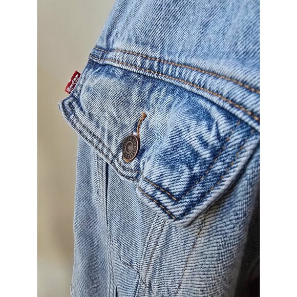 Levi's Premium Women's 90's Trucker Denim Jacket in a Size Extra Large XL - Picture 3 of 7